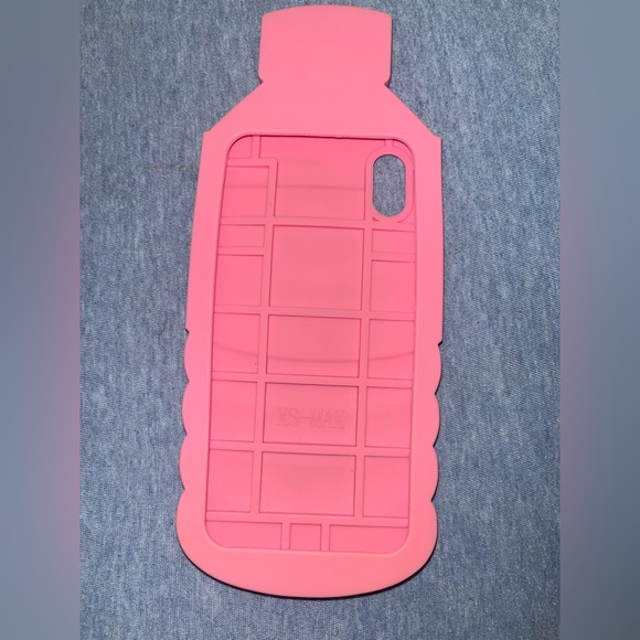 🎉HOST PICK🎉 Case Dolls ‘Boys Tears’ iPhone XS Max Bottle Case- *NEVER USED* - Picture 12 of 16